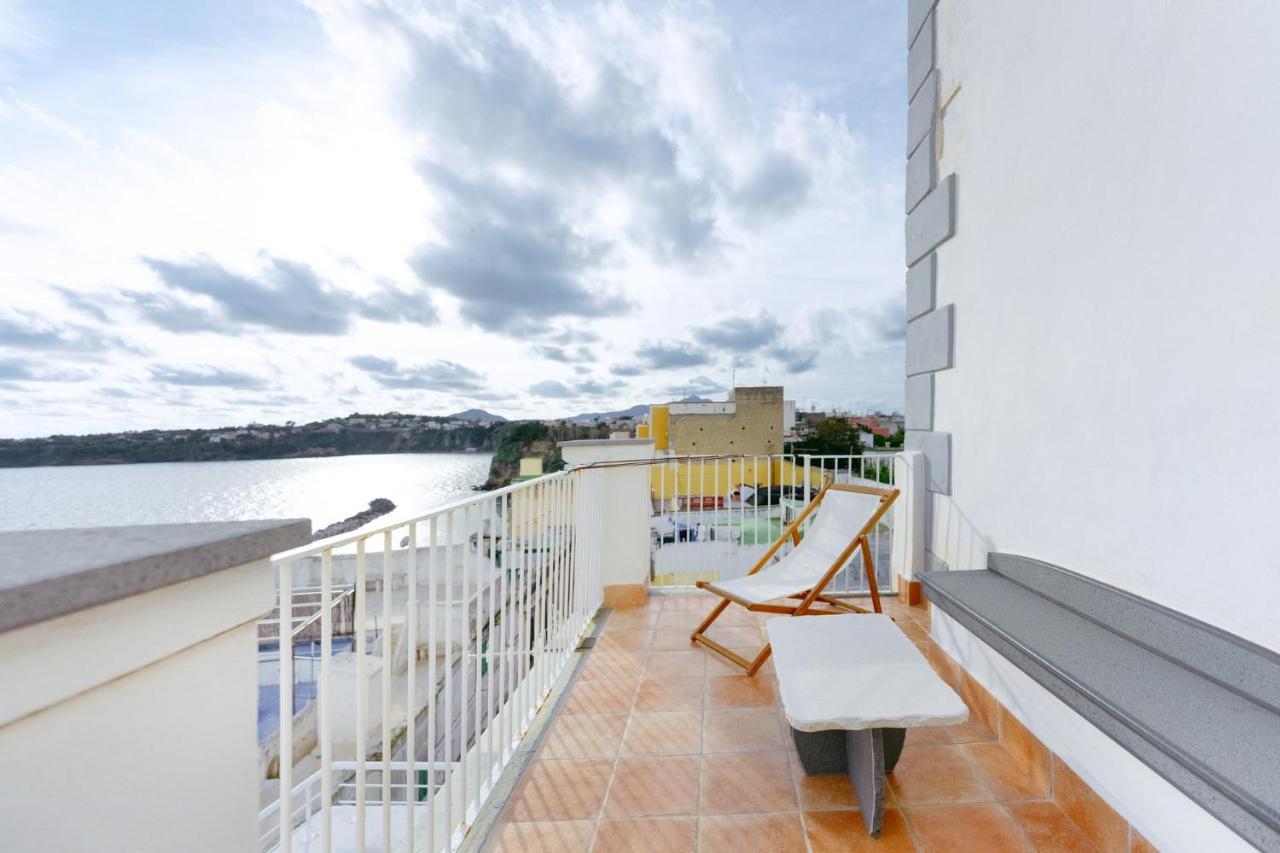 Torretta Corricella- Punta Pizzaco Apartamento Procida Exterior foto