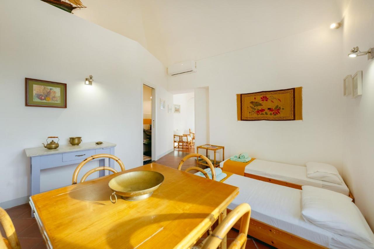 Torretta Corricella- Punta Pizzaco Apartamento Procida Exterior foto